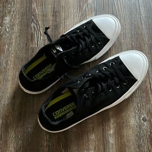 Black converse